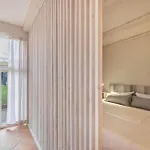Eins Appartement Saal