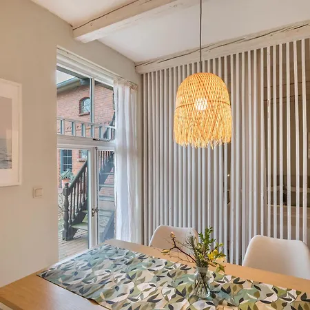 Eins Apartman